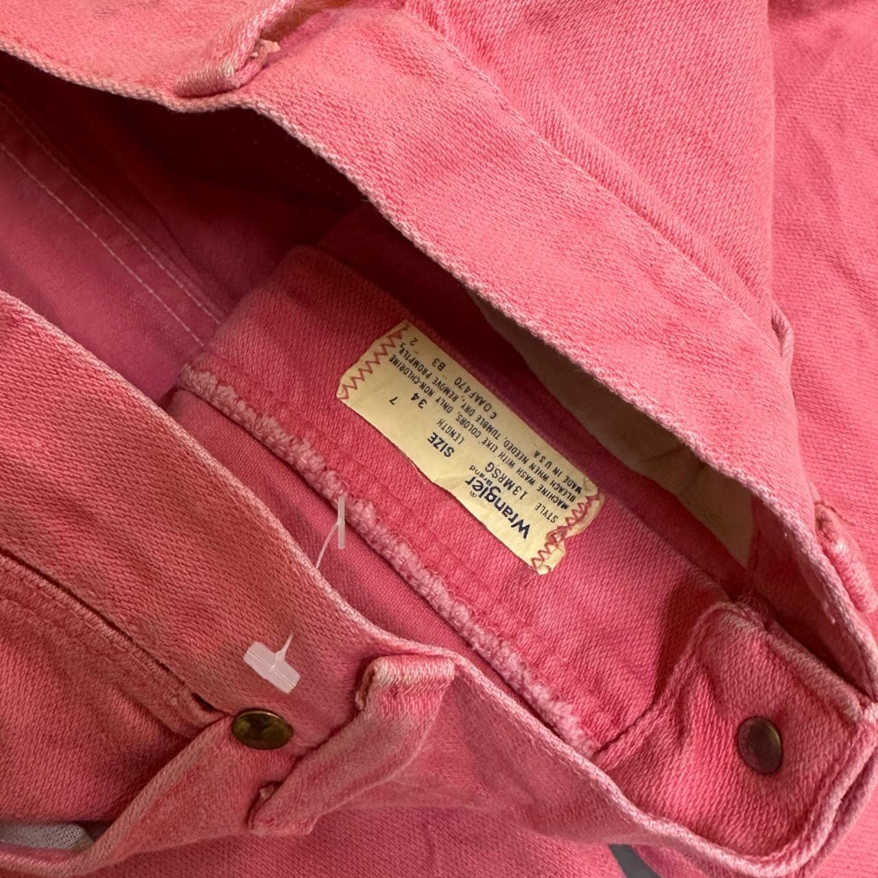 Vintage Wrangler USA Made Straight Leg Mom Jeans Bright Pink W25 L32