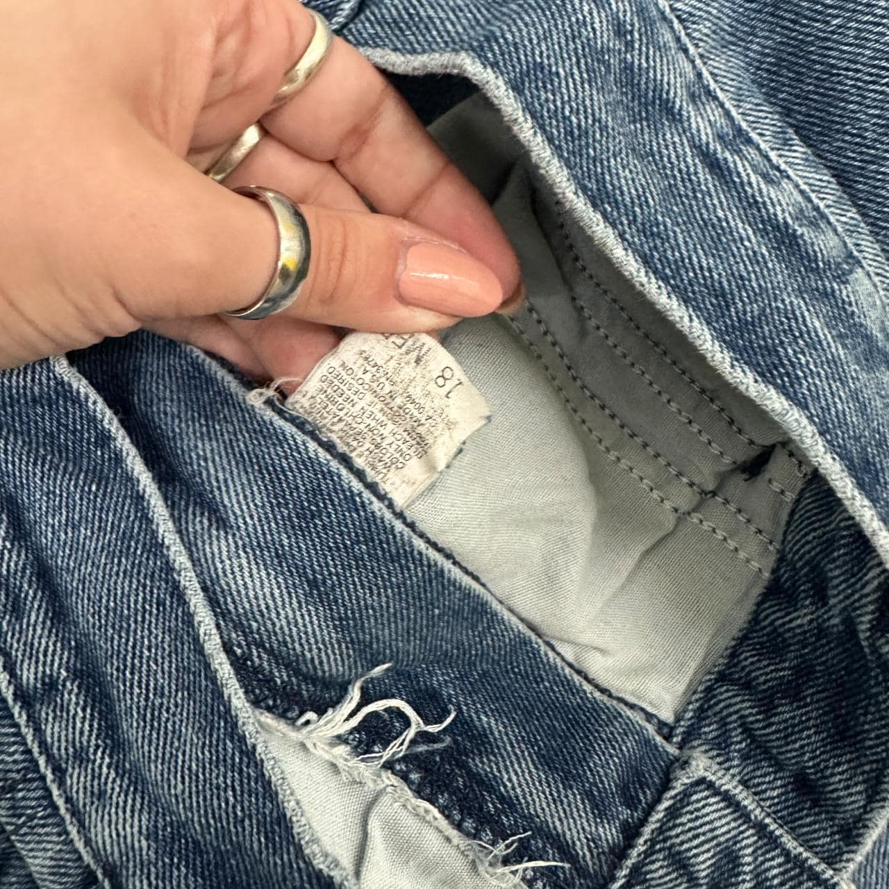Vintage 90's Lee Tapered Leg Mom Jeans Dark Blue W32 L29