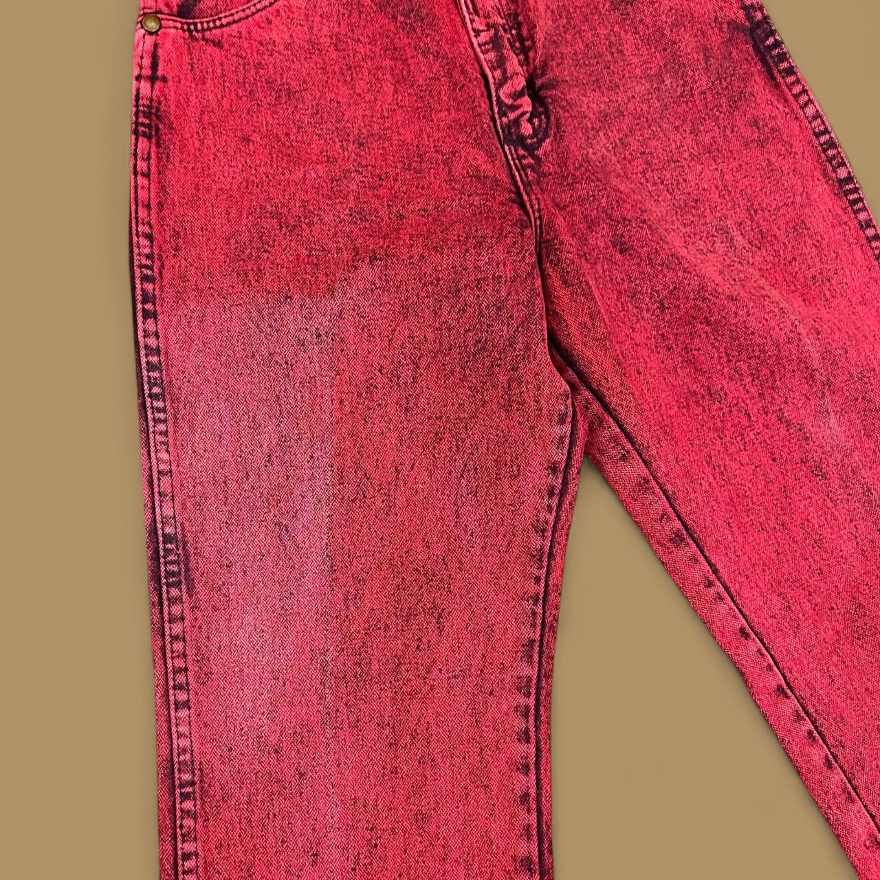 Vintage Wrangler USA Made Straight Leg Boyfriend/Mom Jeans Acid Wash Halloween Red W27 L30