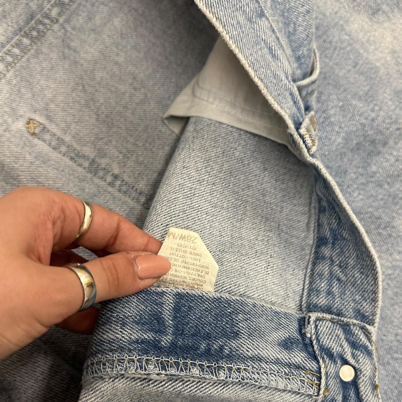 Vintage 90s Lee Tapered Leg Mom Jeans Light Blue W44 L30