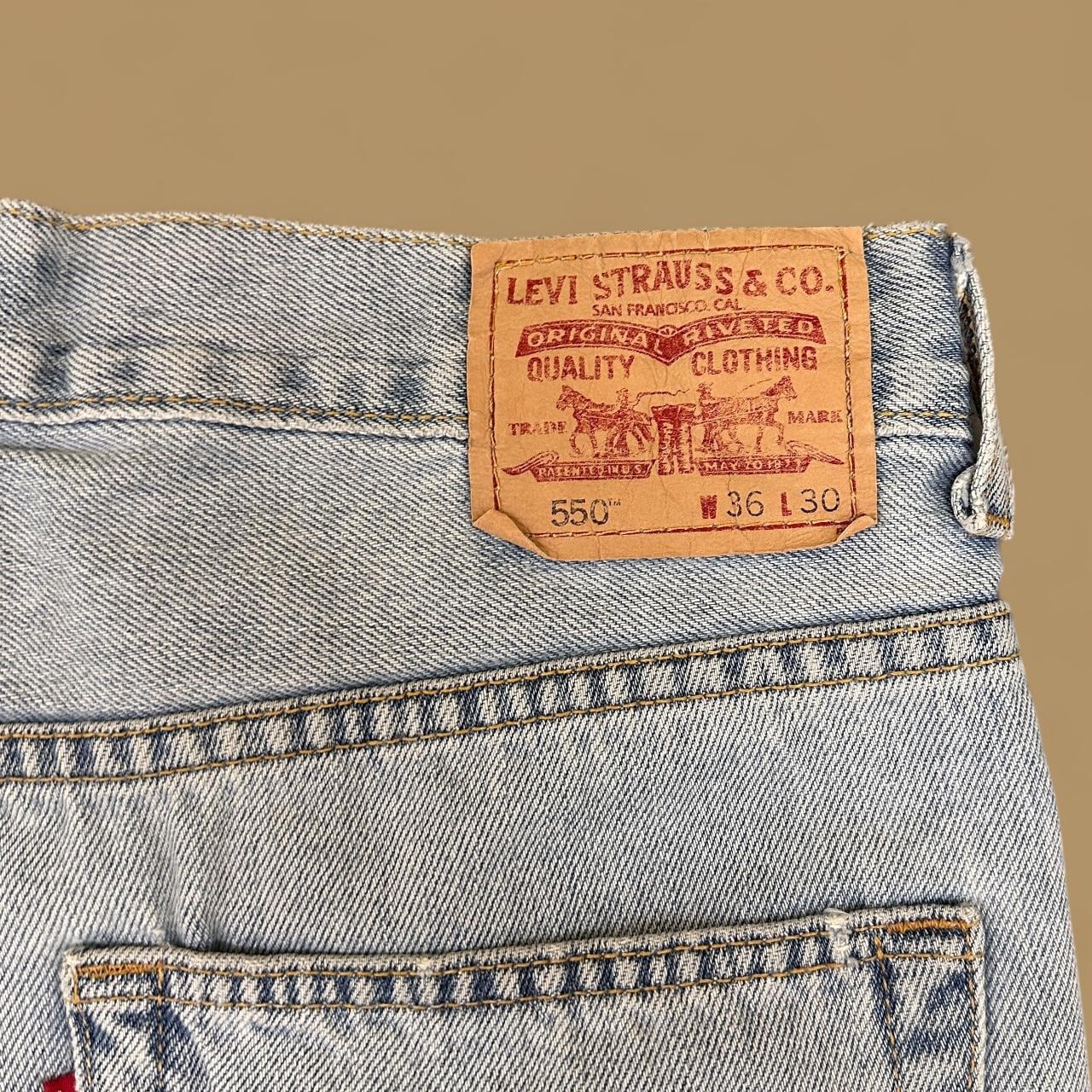 Vintage Levi's 550 Relaxed Straight Leg Jeans Light Blue W36 L30