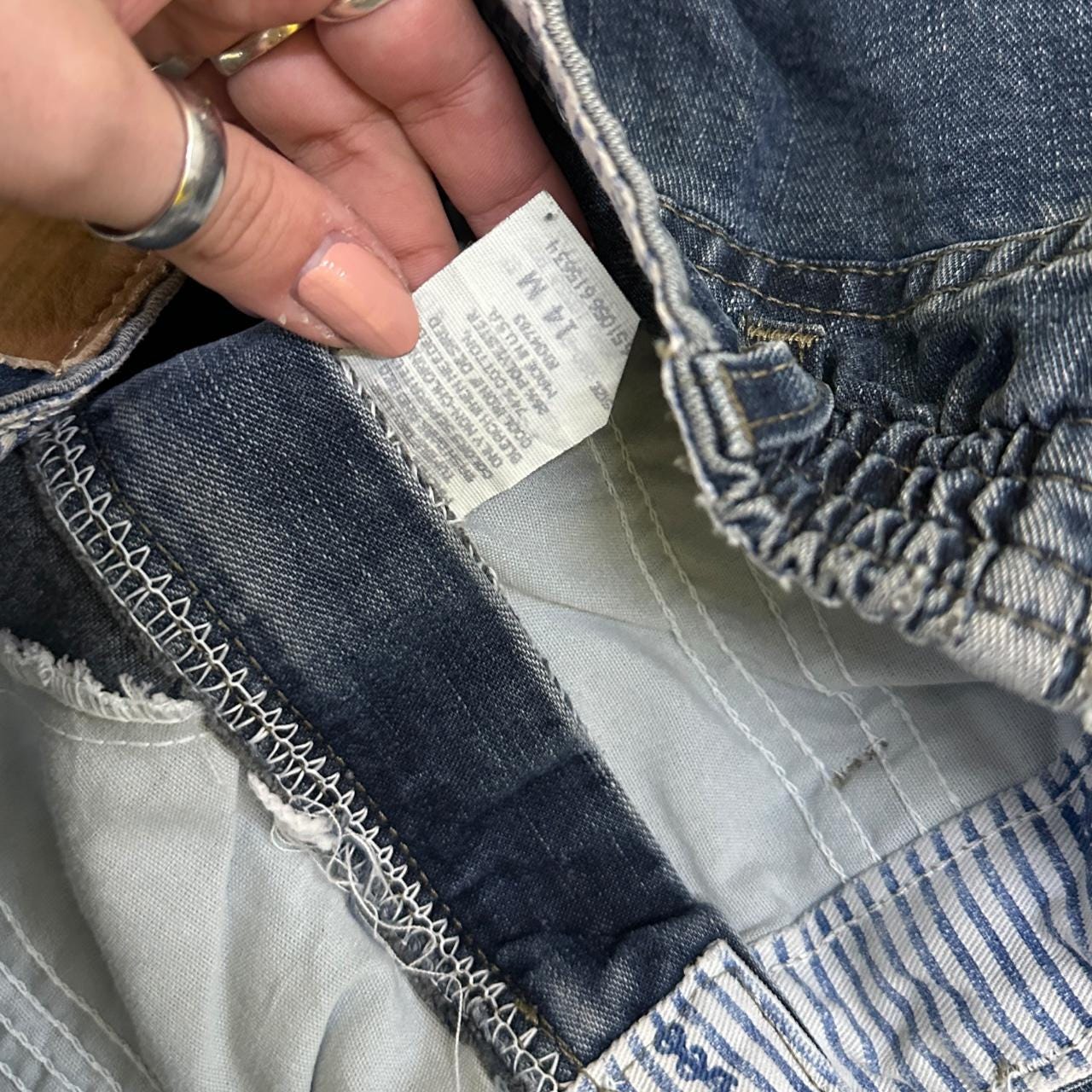 Vintage 90s Lee Elastic Waist Tapered Leg Mom Jeans Dark Blue W30 L30
