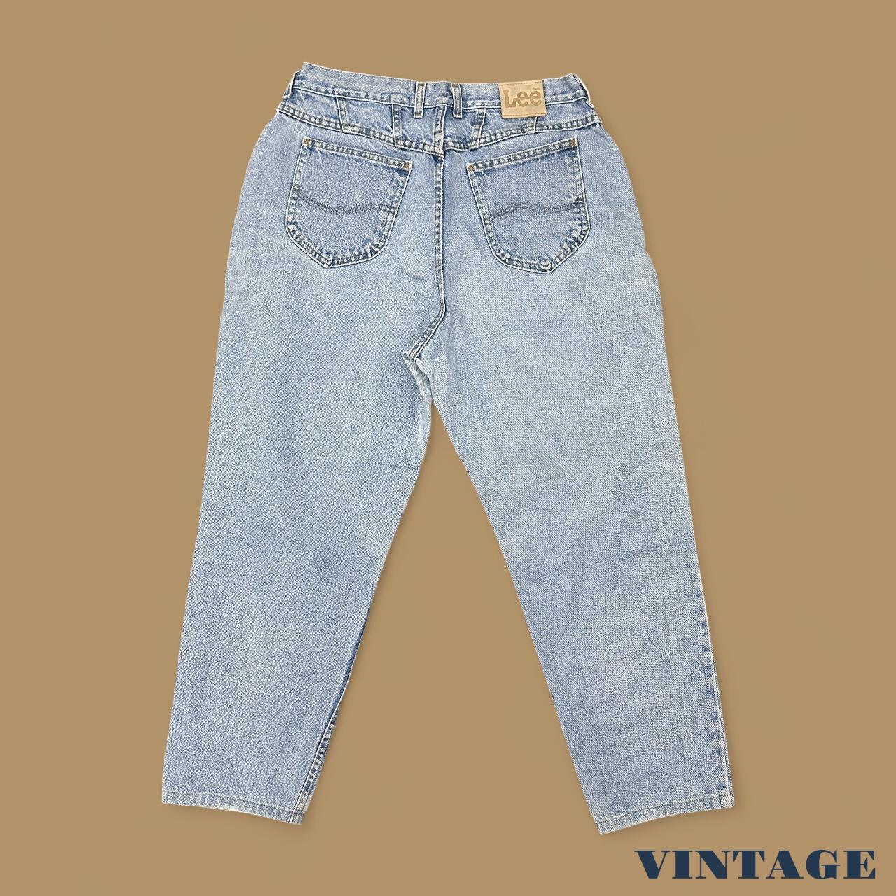 Vintage 90's Lee Tapered Leg Mom Jeans Light Blue W32 L27