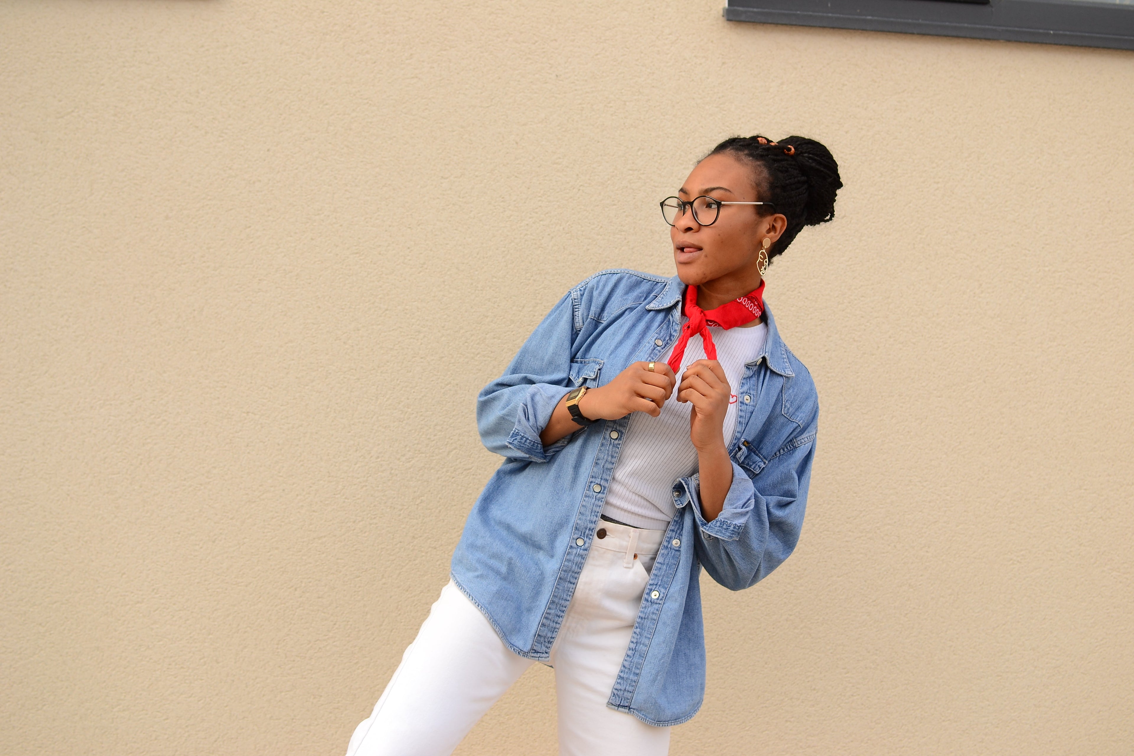dress up a denim shirt Best Denim Shirts for Ladies and How to Style