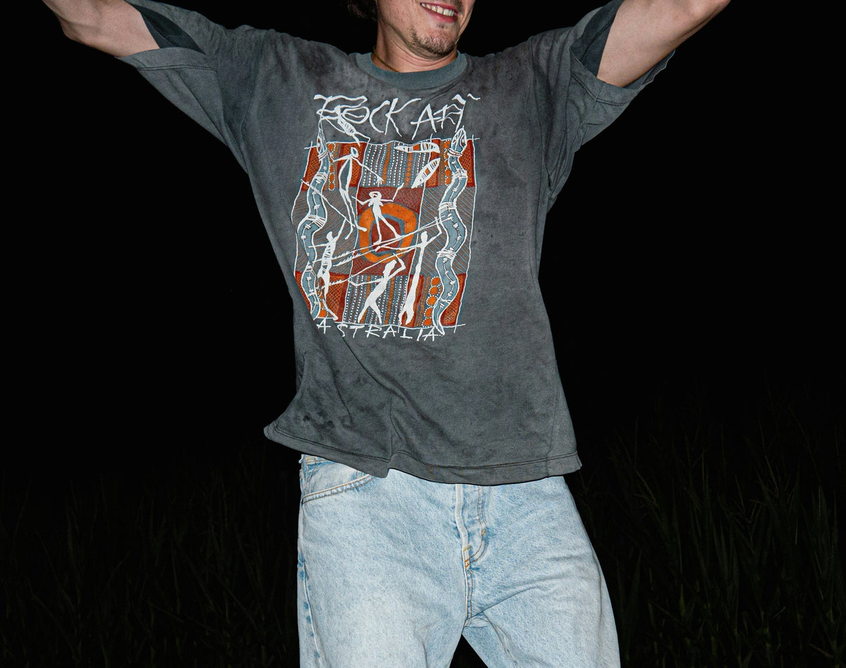 Jeans and graphic T-shirts at Brag Vintage