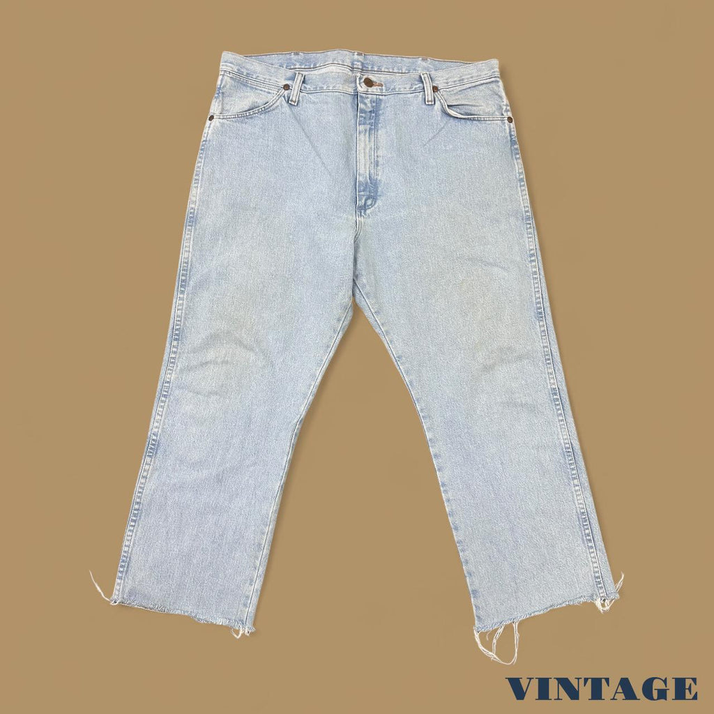 Vintage Wrangler USA Raw Hem Straight Leg Ankle Jeans Light Blue W38 L26