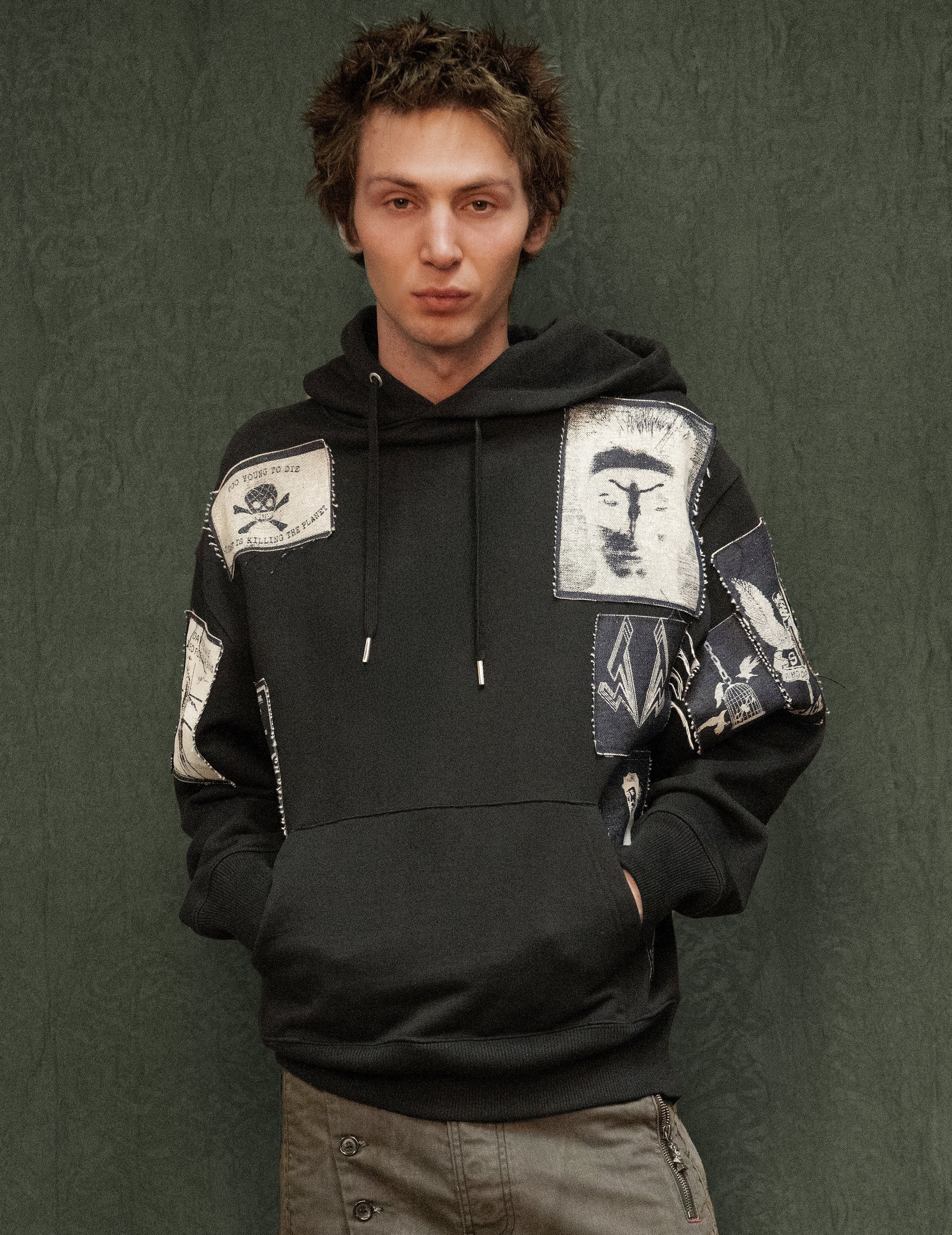 ST Multipatch Logo Hoodie in Black