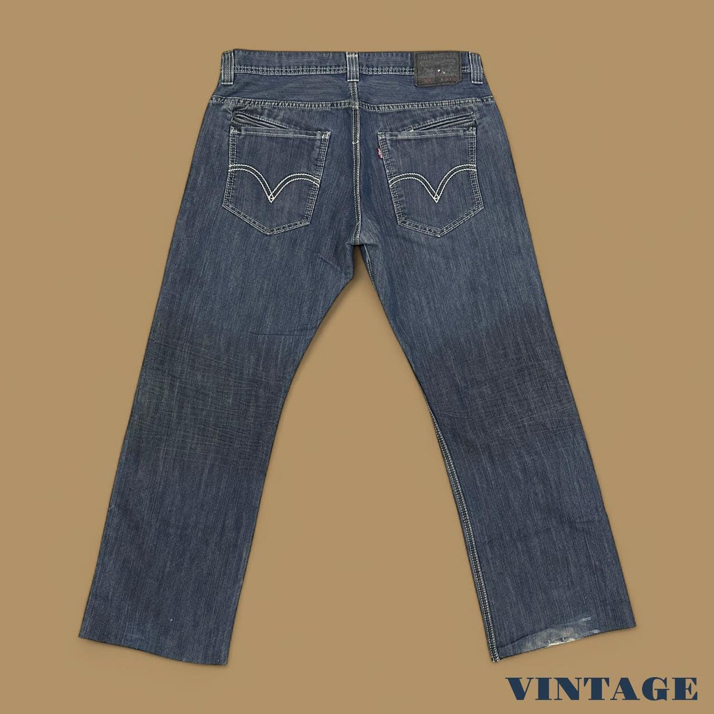 Vintage Levi's 514 Raw Hem Straight Ankle Jeans Dark Blue W36 L29