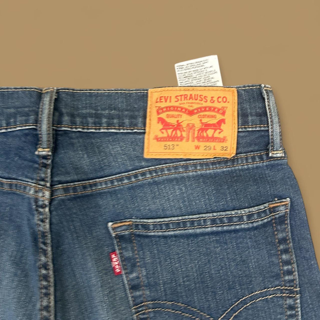 Vintage Levi&#39;s 513 Slim Straight Raw Hem Cropped Jeans Dark Blue W29 L26