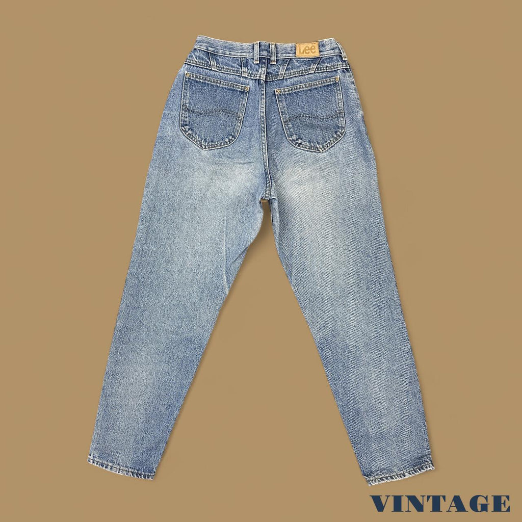 Vintage 90&#39;s Lee Tapered Leg Mom Jeans Light Blue W29 L30