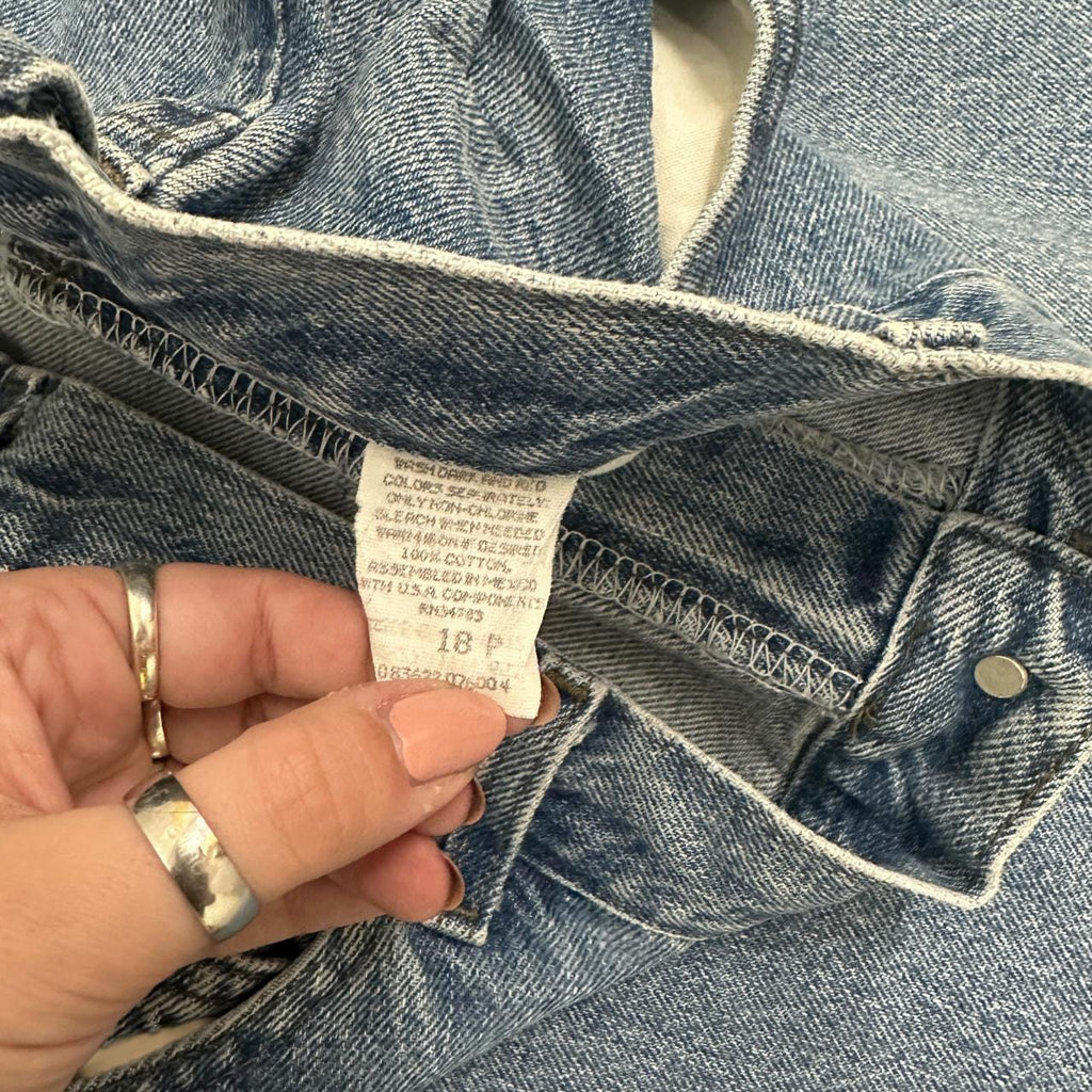 Vintage 90&#39;s Lee Tapered Leg Mom Jeans Light Blue W36 L29