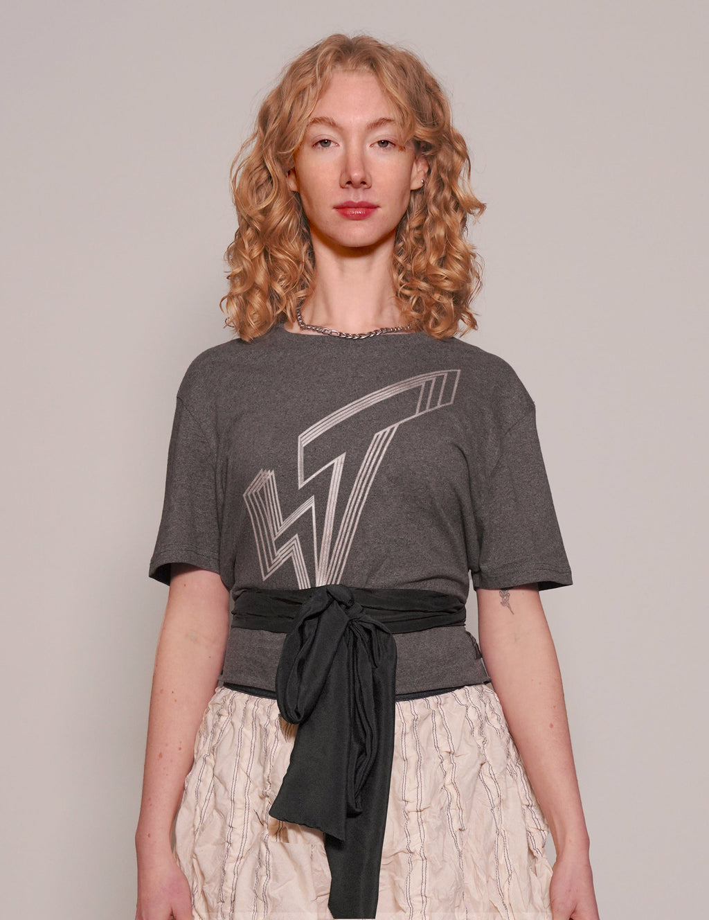 ST Silver Logo Tie-Tee in Grey with Black Tie
