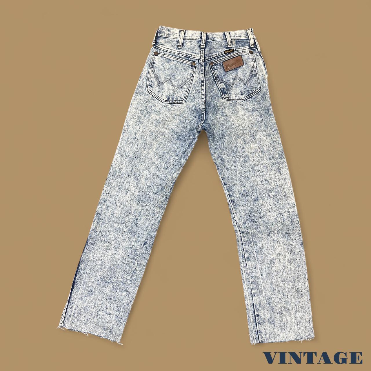 Vintage Wrangler USA Made Straight Leg Raw Hem Boyfriend Jeans Acid Wash Blue W26 L30
