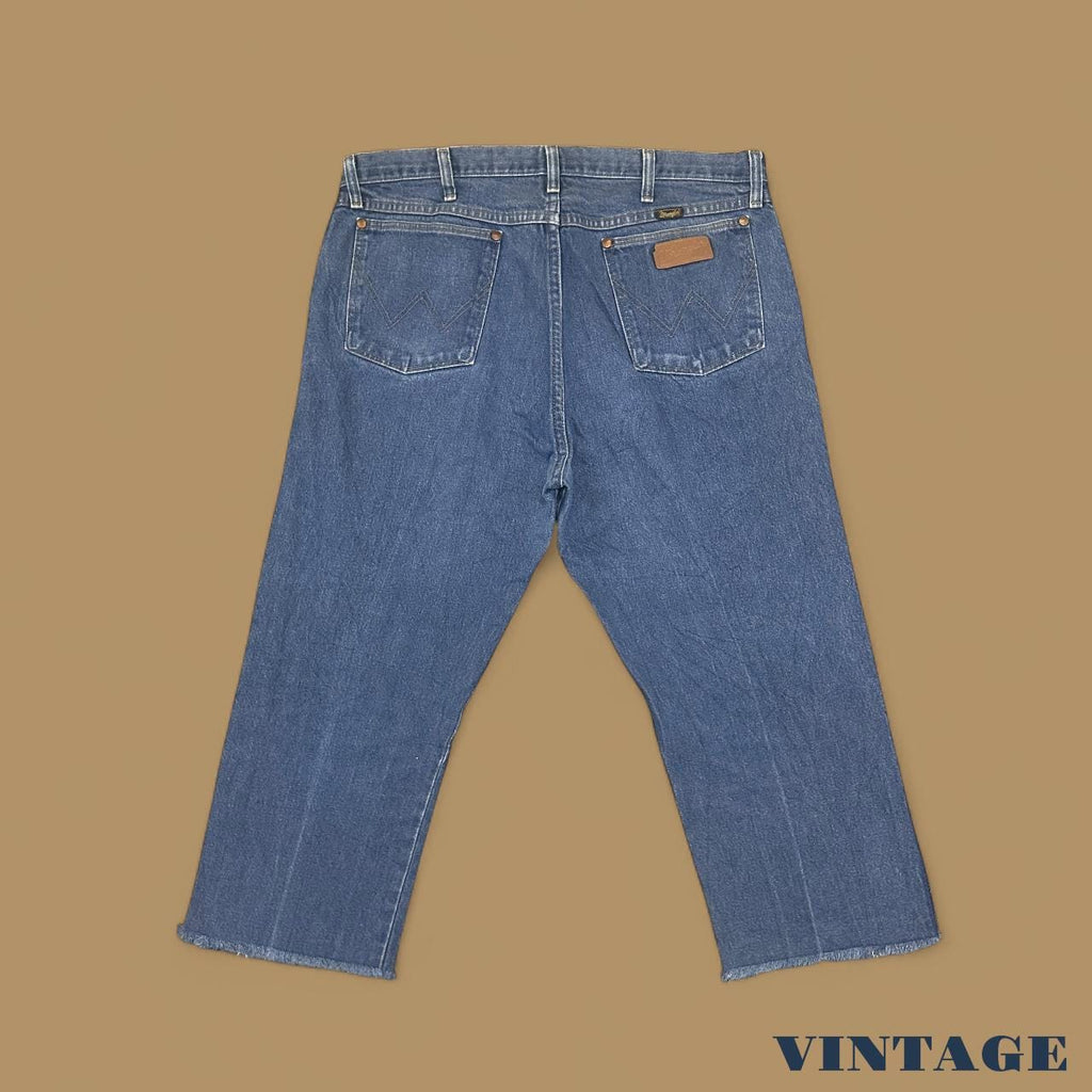 Vintage Wrangler USA Raw Hem Cropped Jeans Mid Blue W38 L23