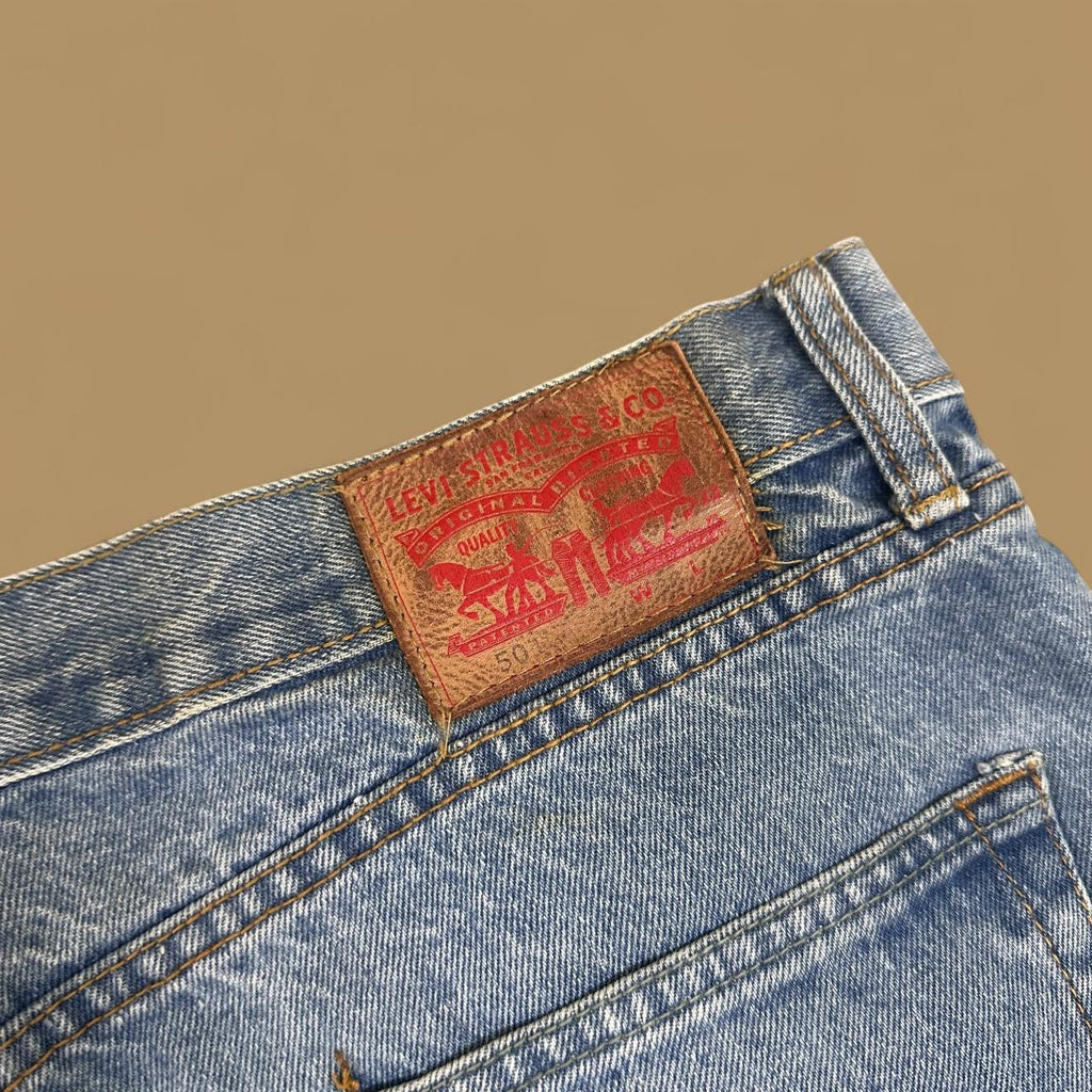 Vintage Levi's 501 Classic Straight Leg Jeans Light Blue W36 L32