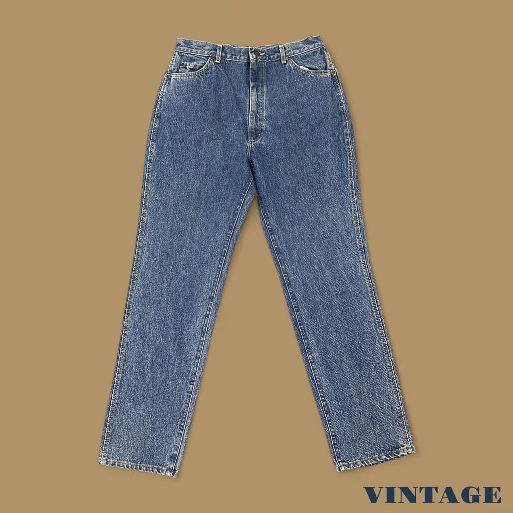 Vintage 90s Lee Tapered Leg Mom/Boyfriend Jeans Mid Blue W32 L32