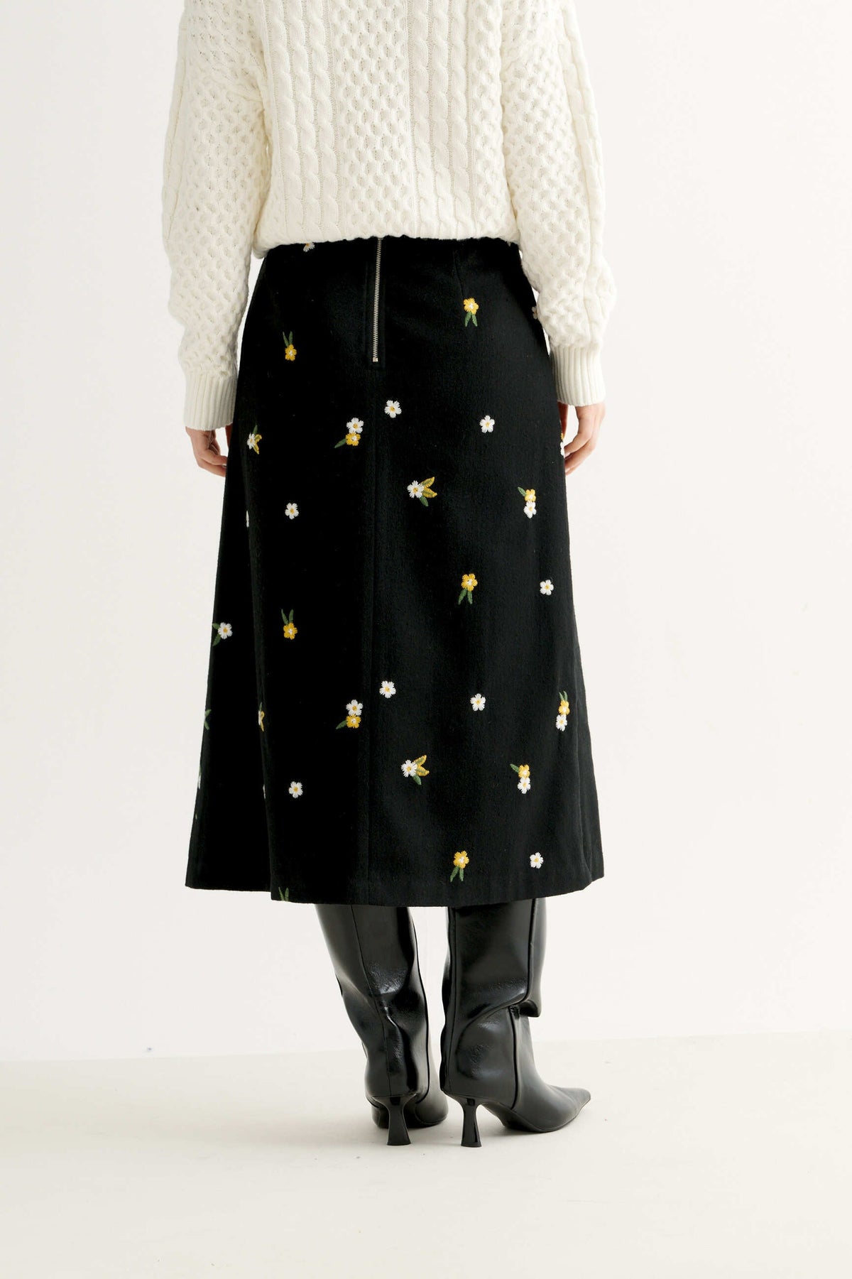 Buffy Daisy Tweed Midi Skirt - Black