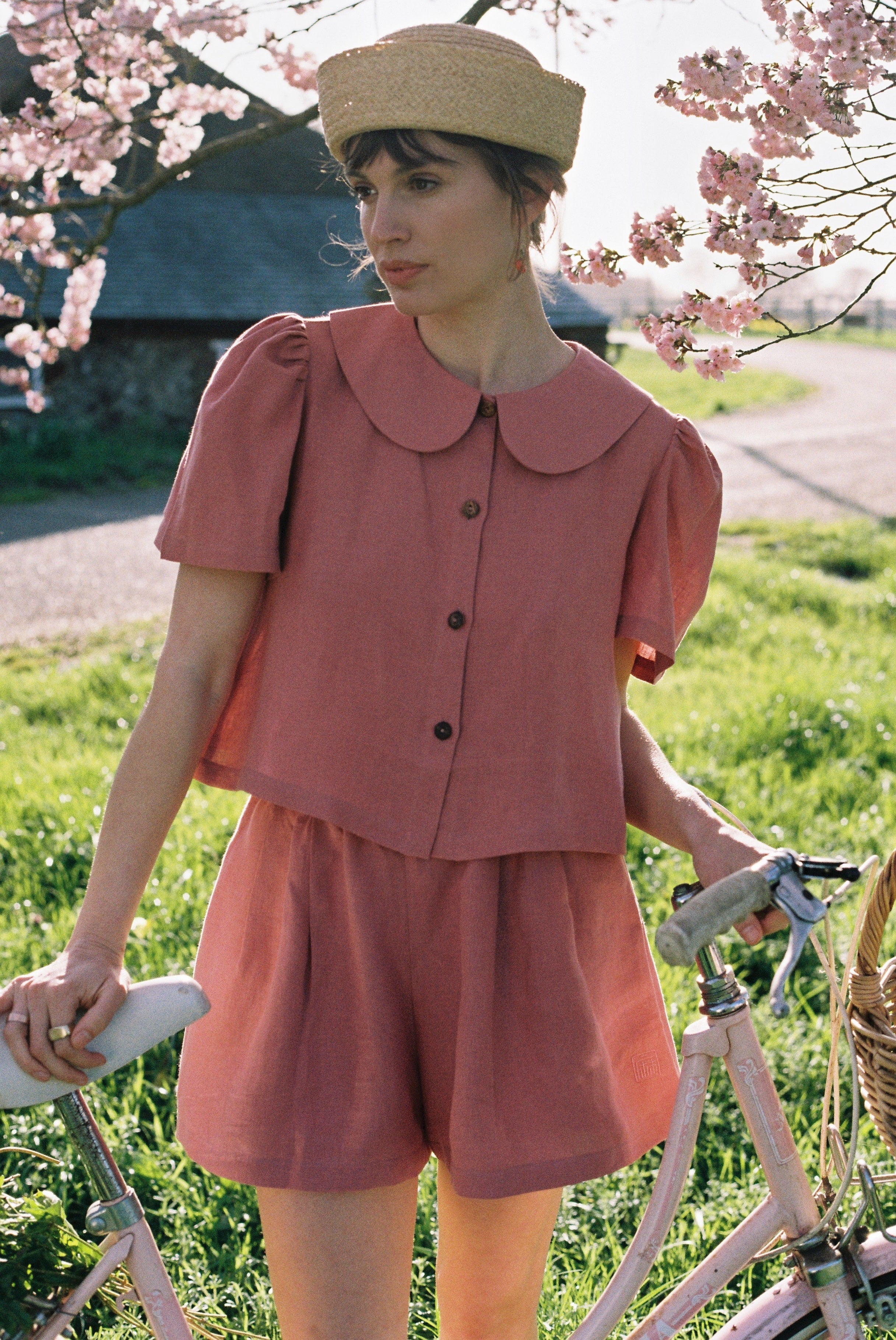 Olivia Linen Shorts - Berry - Delivery from June 2026