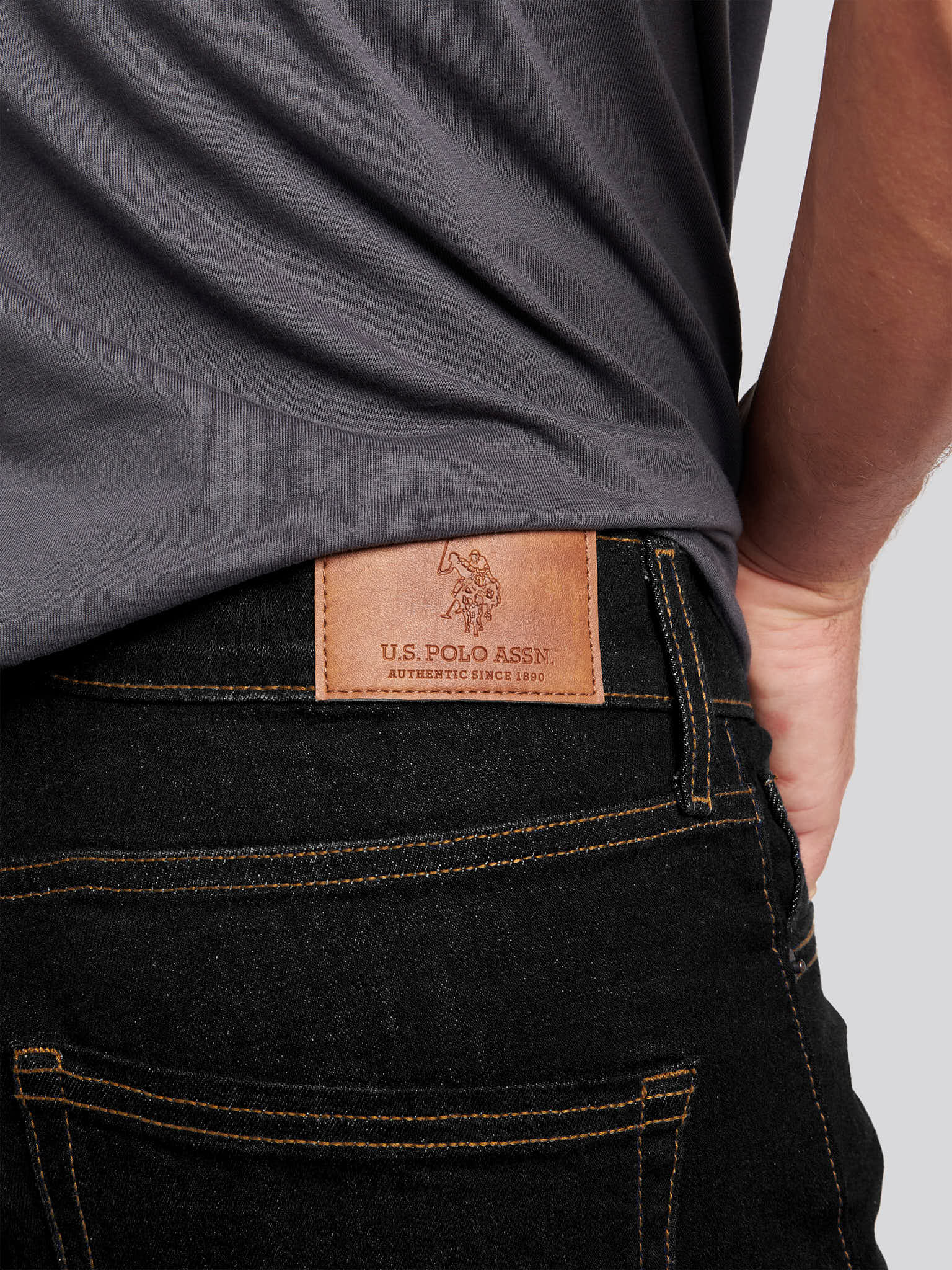 Mens 5 Pocket Regular Fit Denim Jeans in Black Wash