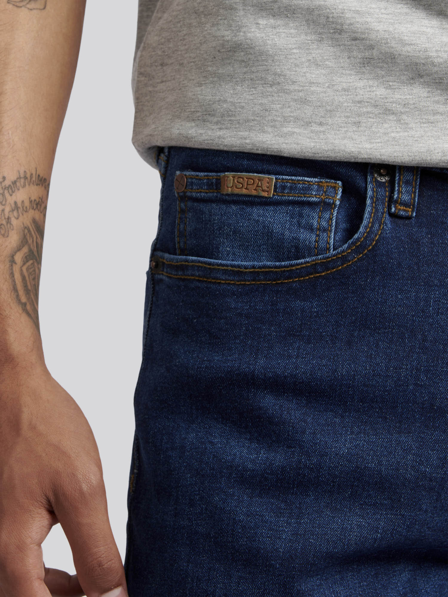 Mens 5 Pocket Regular Fit Denim Jeans in Dark Wash