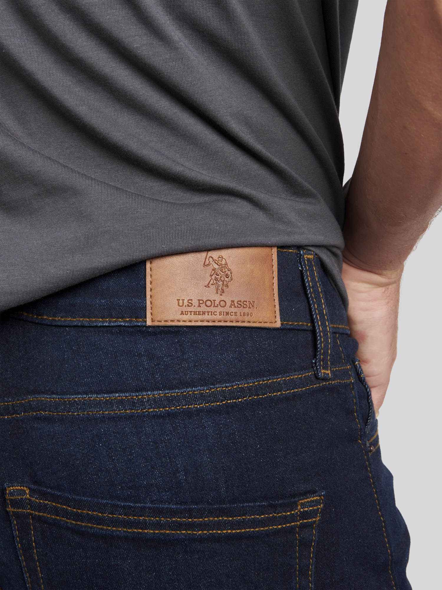 Mens 5 Pocket Regular Fit Denim Jeans in Rinse Wash