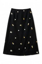 Buffy Daisy Tweed Midi Skirt - Black