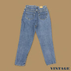 Vintage 90&#39;s Lee Tapered Leg Mom Jeans Mid Blue Stonewash W32 L30