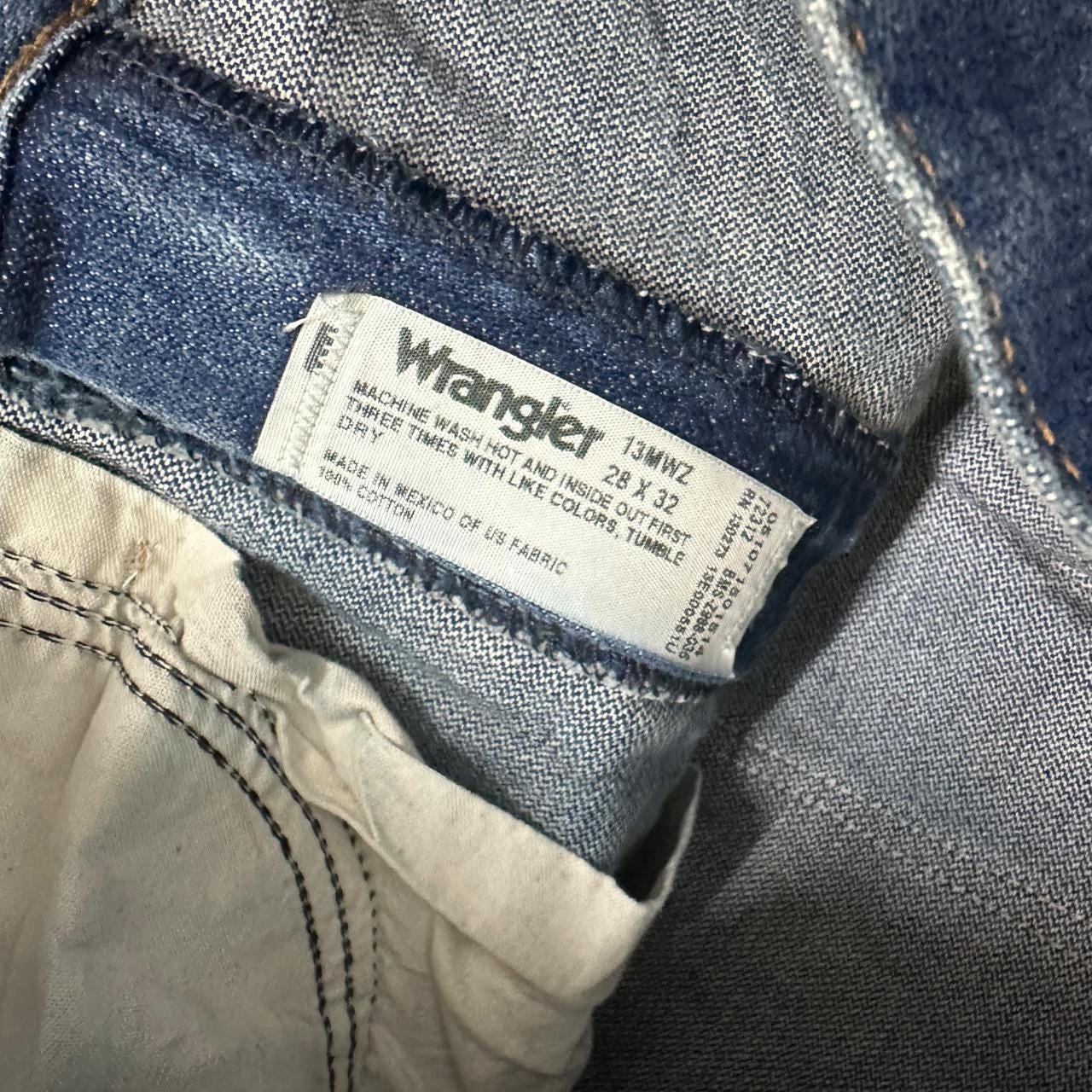 Vintage Wrangler USA Faded Straight Leg Boyfriend/Mom Jeans Dark Blue W28 L32