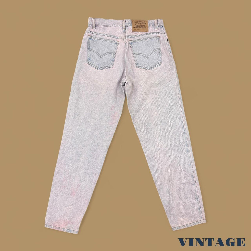 Vintage Levi&#39;s 950 Relaxed Tapered Leg Mom Jeans Pale Pink W29 L30