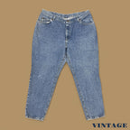 Vintage 90&#39;s Lee Tapered Leg Mom Jeans Mid Blue W38 L28