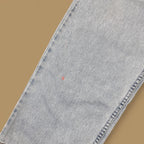 Vintage Levi&#39;s 550 Relaxed Straight Leg Jeans Light Blue W36 L30