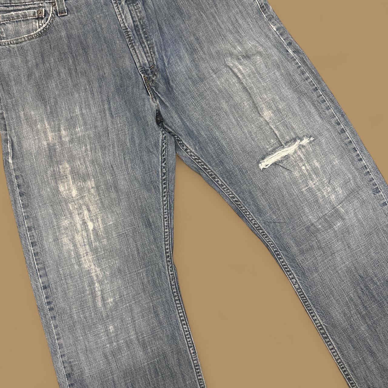Vintage Levi&#39;s 514 Distressed Slim Fit Straight Leg Jeans Grey Blue W38 L30