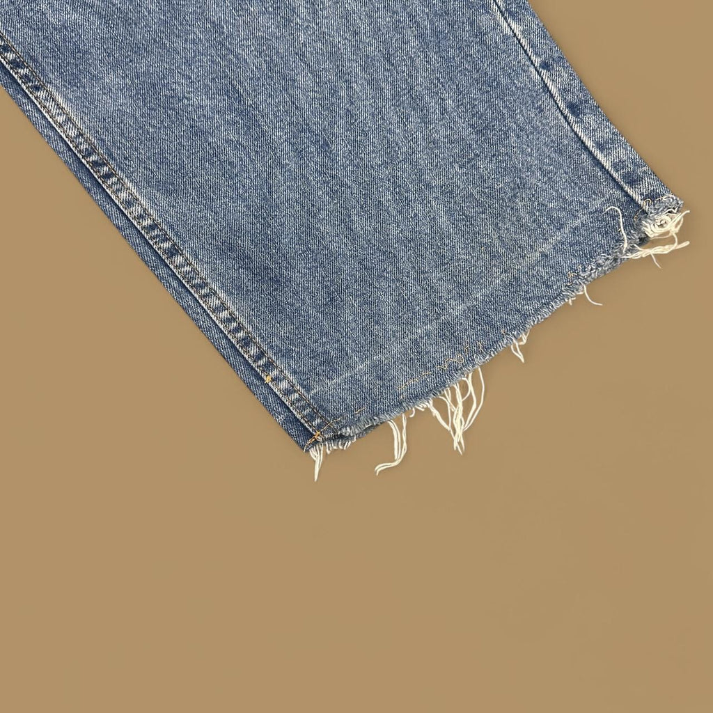Vintage Levi&#39;s 569 Relaxed Straight Leg Raw Hem Cropped Jeans Mid Blue W38 L26