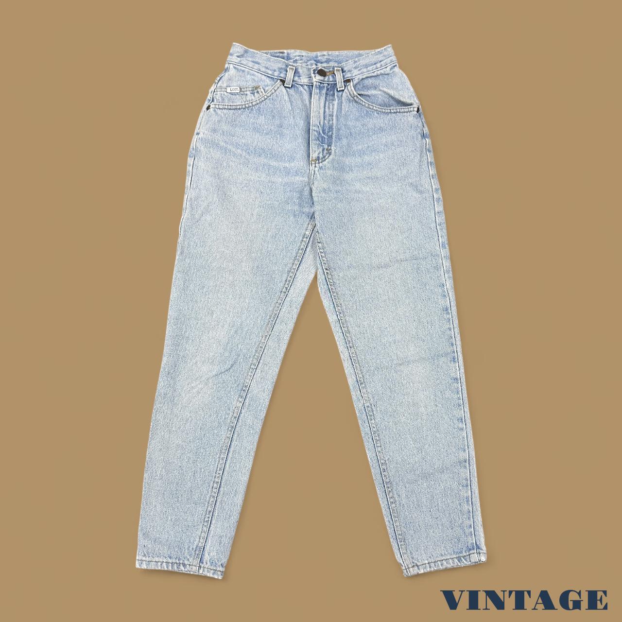 Vintage 90s Lee Tapered Leg Mom Jeans Light Blue Stonewash W24 L26