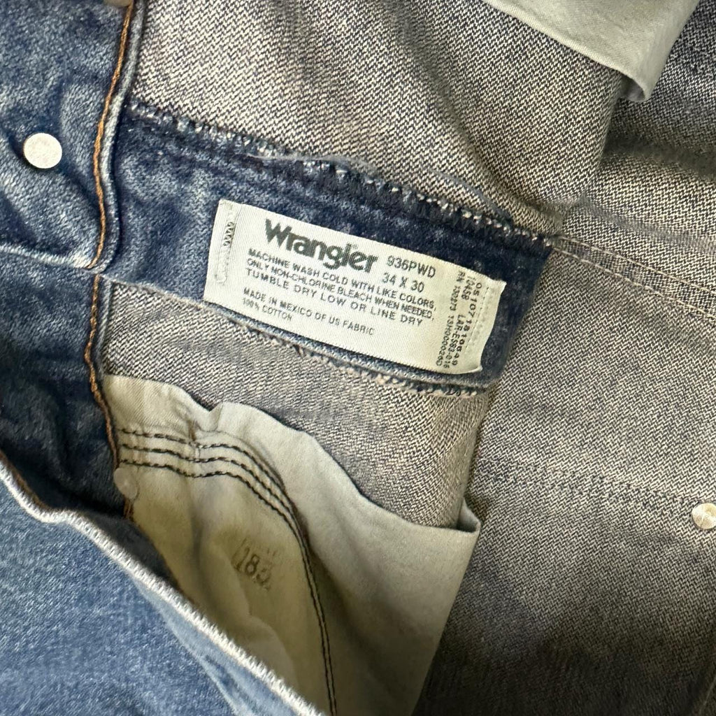 Vintage Wrangler USA Raw Hem Straight Leg Ankle Jeans Mid Blue W34 L29