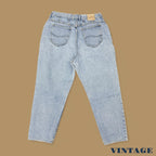 Vintage 90&#39;s Lee Tapered Leg Mom Jeans Light Blue W32 L27