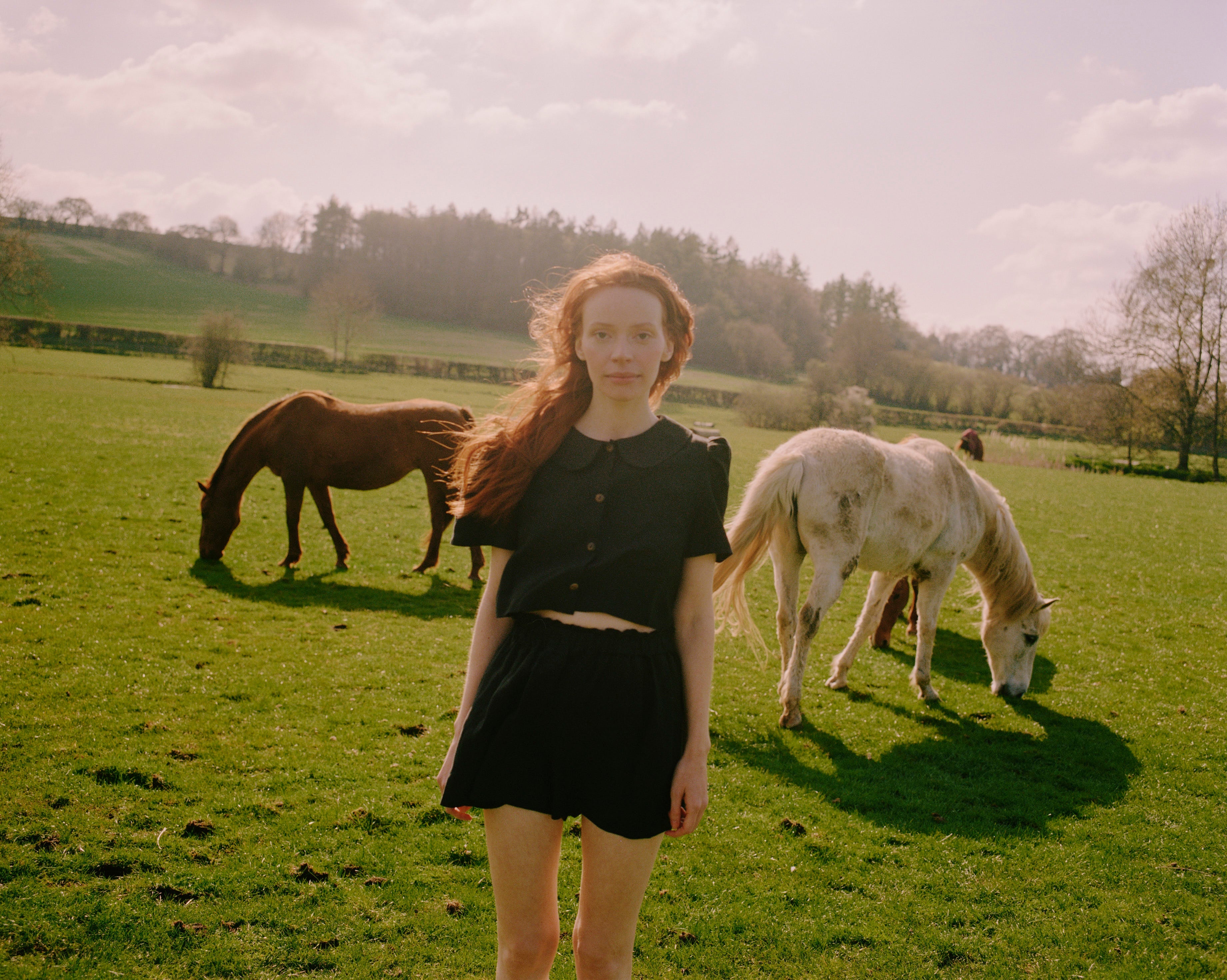 Olivia Linen Shorts  - Black - Delivery from June 2026