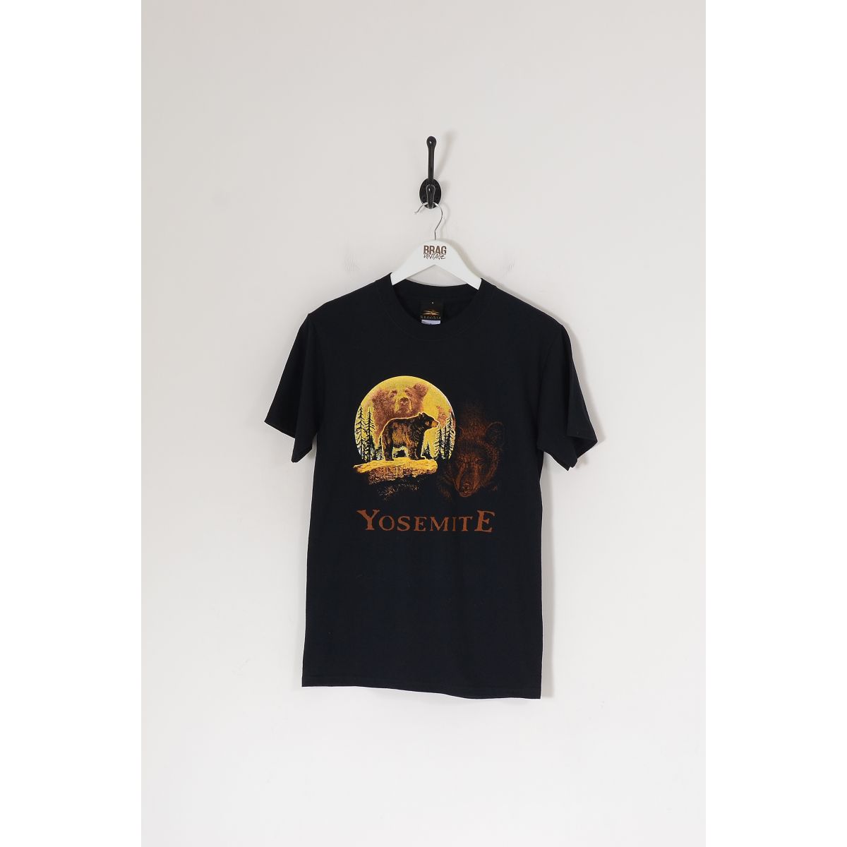 Vintage Yosemite Bear Graphic T-Shirt Black Small