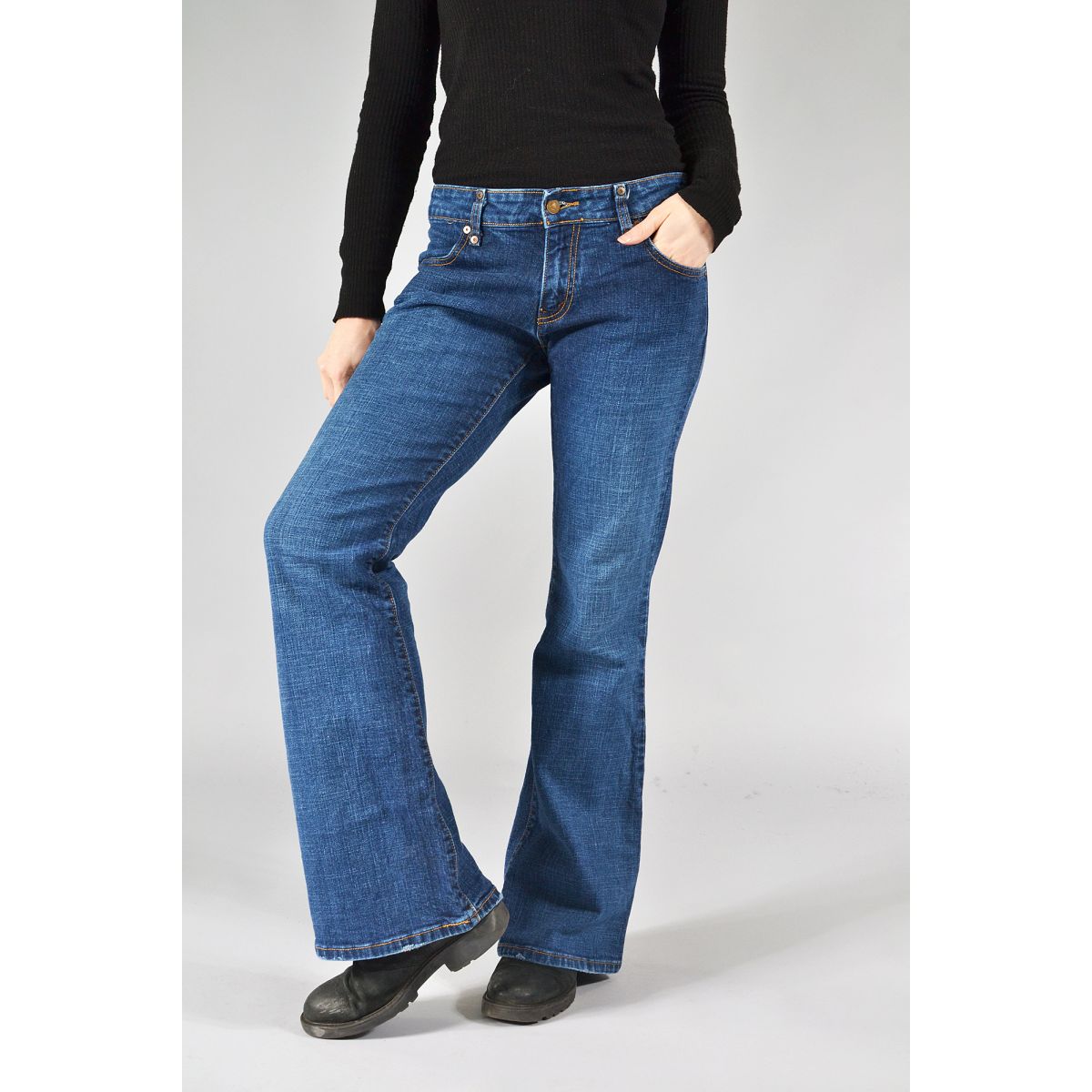 Introducir 33+ imagen levi’s vintage flare jeans